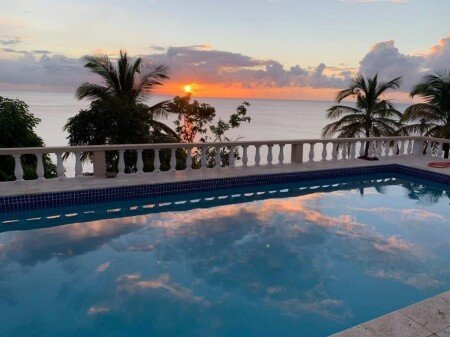 Villa 3 bedrooms, with pool