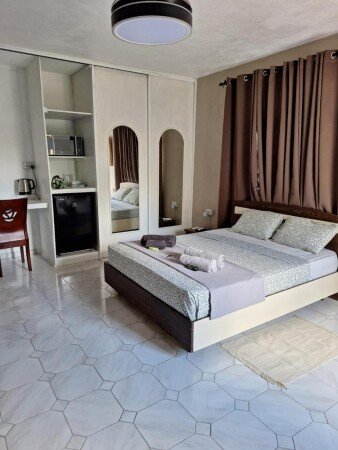 Maison 1 chambre, avec salle de sport