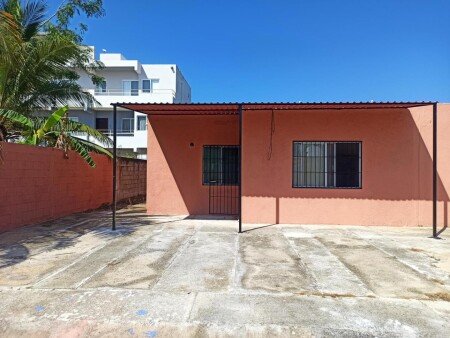 House 3 bedrooms, with air conditioning