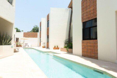 Gîte 2 voyageurs, avec piscine