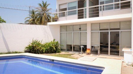 Casa 3 habitaciones, con piscina