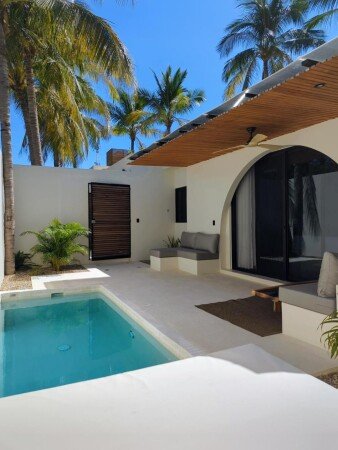 Apartment 2 guests, with pool