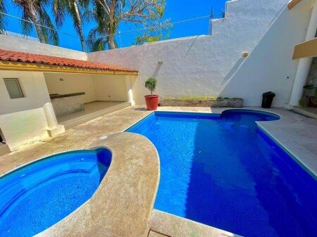 Casa 4 habitaciones, con piscina