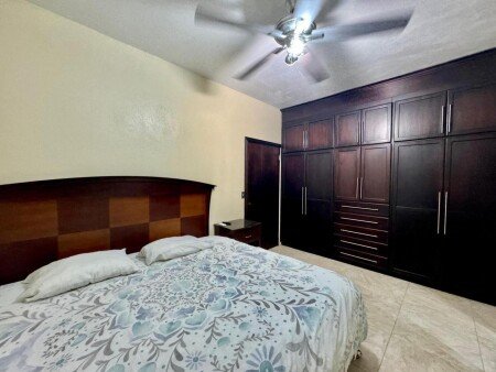 Apartamento 8 huéspedes, con jacuzzi