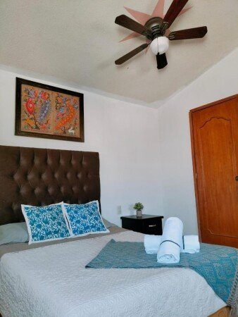 Bed and breakfast 2 huéspedes, con jardín