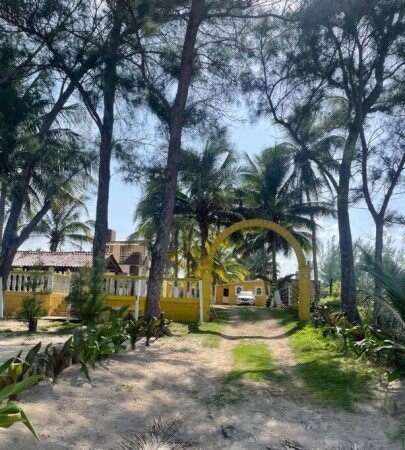 Villa 4 habitaciones, con jardín