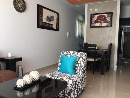 Apartamento 5 huéspedes, con jardín