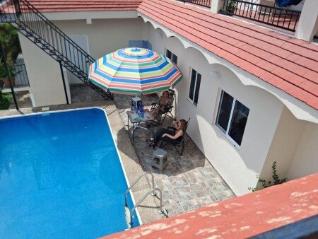 Aparthotel 4 guests, with pool