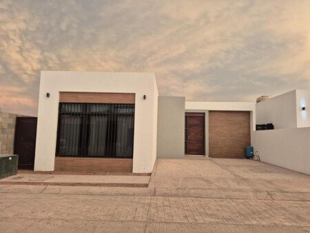 Casa 10 huéspedes, con piscina