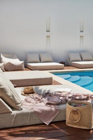 Hotel con piscina