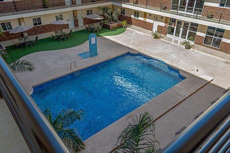 Hotel con piscina