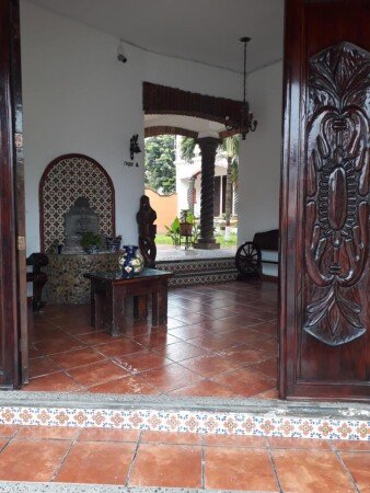 Hotel con piscina