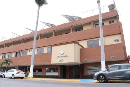 Hotel con aire acondicionado