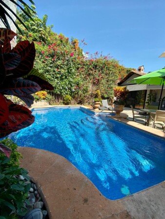 Bed and breakfast 4 guests, with pool