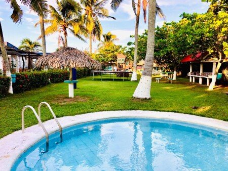 Hotel con piscina