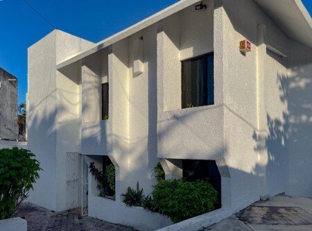 Bed and breakfast 6 guests, with pool