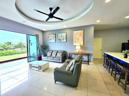 Apartment 4 bedrooms, with pool