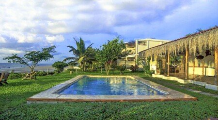 Bed and breakfast 5 guests, with pool