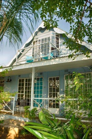 Bed and breakfast 4 guests, with pool