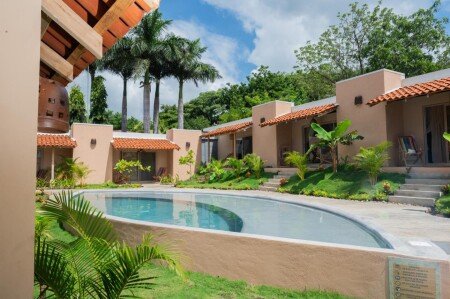 Hotel con piscina