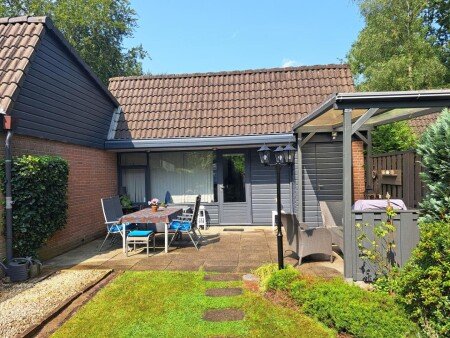House 3 bedrooms, with pool
