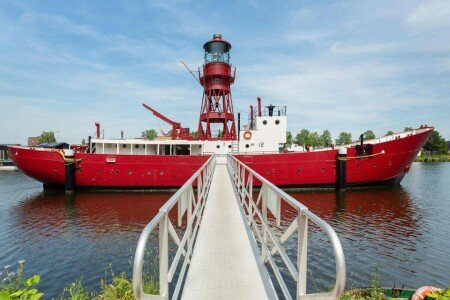 Boot 2 gasten, met ontbijt