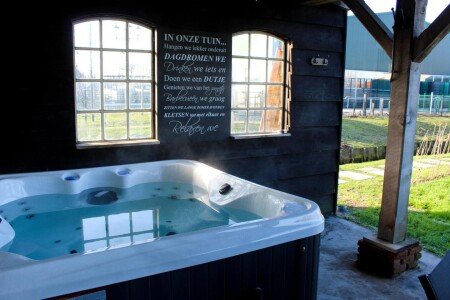 Bed and breakfast 3 gasten, met jacuzzi