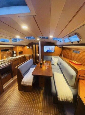 Boot 1 Schlafzimmer, mit Klimaanlage