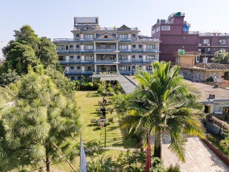Hotel with garden