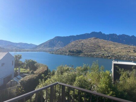 House 3 bedrooms, with garden