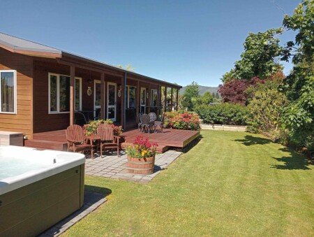 Bed and breakfast 1 guest, with jacuzzi