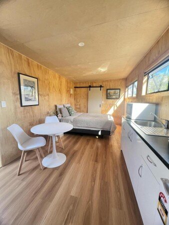 Bed and breakfast 2 guests, with garden