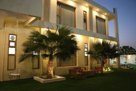 Chalet 5 bedrooms, with pool