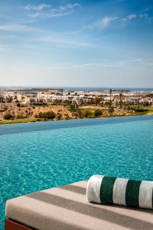 Hotel con piscina