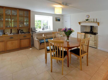 House 3 bedrooms, with garden