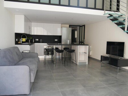 Loft moderne, 1 chambre, avec climatisation