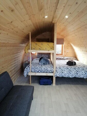 Camping / Mobil Home 1 chambre, avec jardin