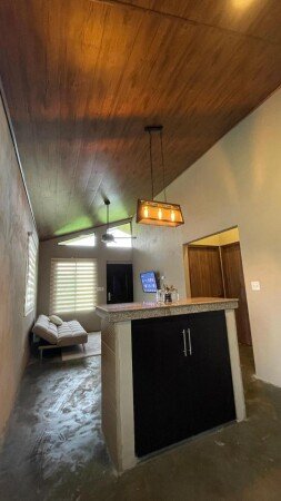 Casa 2 habitaciones, con jardín