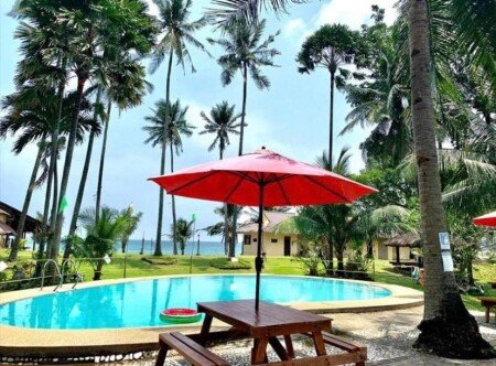 Hotel with pool