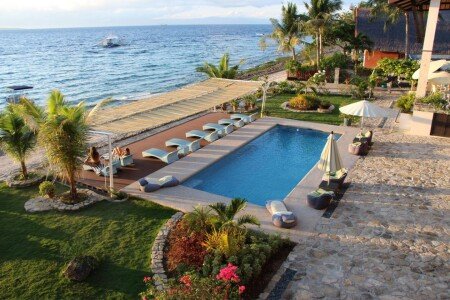 Hotel with pool