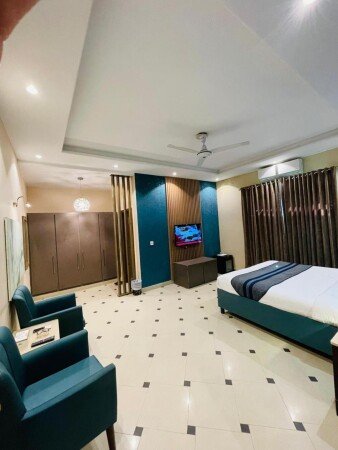 Hotel with air conditioning