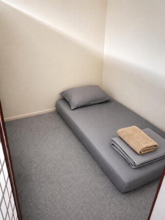 Hostel 1 bedroom, with air conditioning