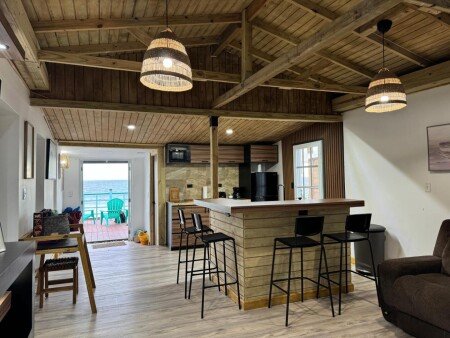 Casa 2 habitaciones, con aire acondicionado