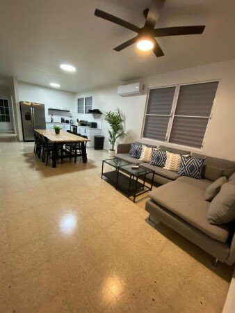 Apartamento 8 huéspedes, con jardín