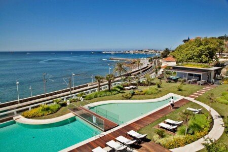 Hotel con piscina
