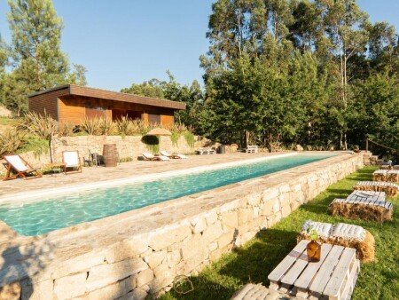 Bed and breakfast 3 voyageurs, avec piscine