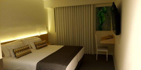 Hôtel confortable, avec piscine