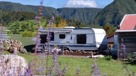 Camping / Mobil Home 1 chambre, avec jardin