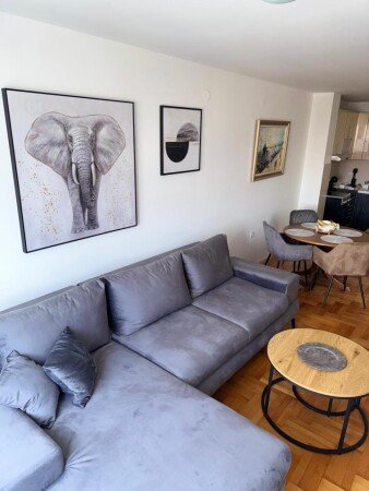 Wohnung 2 Schlafzimmer, mit Klimaanlage