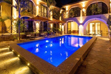 Apartment 4 guests, with pool